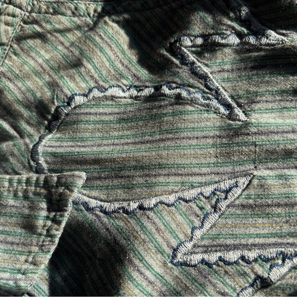 🏜Vintage Embroidered Western Denim Shirt🏜 - Picture 7 of 7